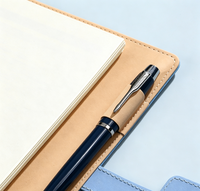 Carnet A5 à couverture rigide en cuir PU, avec logo personnalisé en relief, fermeture magnétique et porte-stylo – Vente en gros usine