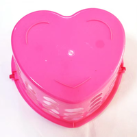 Panier de bain en plastique ajouré polyvalent en forme de cœur pour la Saint-Valentin, bac de rangement minimaliste portable