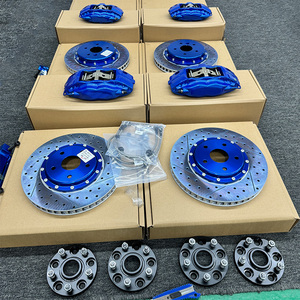 ชุดคาลิปเปอร์เบรกหลังแบบ <span class=keywords><strong>4</strong></span> พอต ขนาดใหญ่ รุ่น Custom <span class=keywords><strong>Brembo</strong></span> F50+F40 สำหรับ Toyota Camry |   การอัปเกรดระบบเบรก |   โรงงานโดยตรง - Product Image 3