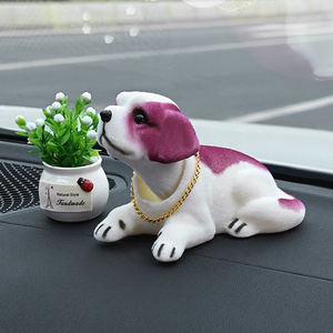 Bobbing Pug Dog asintiendo con la cabeza perro sacudiendo la cabeza juguete perro <span class=keywords><strong>salpicadero</strong></span> Bobble Head ornamento - Product Image 2