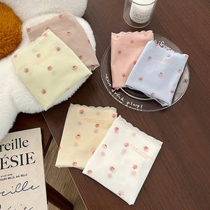 Sous-vêtements hipster tricotés solides pour femmes antibactériens nus doux pour la peau soie glacée confortable taille sans trace sans couture - Product Image 4