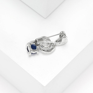 Broche de cuerno de <span class=keywords><strong>clave</strong></span> de sol con diamantes de imitación de aleación elegante y atmosférica, ramillete, accesorios de insignia de <span class=keywords><strong>instrumento</strong></span> <span class=keywords><strong>Musical</strong></span> de moda - Product Image 5