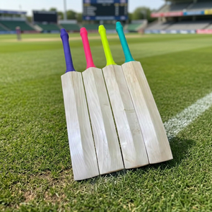 Batte de cricket en bois avec poignée colorée, légère, pour l'entraînement, ambidextre, à partir de 12 ans - Product Image 2