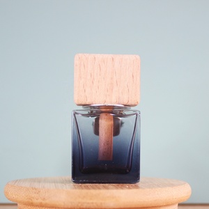 10ml Gradient Đen rỗng Tinh dầu nước hoa thủy tinh hình chữ nhật xe làm mát không khí sậy khuếch tán Vent Clip xe khuếch tán chai - Product Image 2