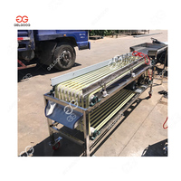 Fruit- en groentesorteerband, tomaten- en kersensorteermachine, aardbeien-, pruimen- en dadelpalmsorteermachine