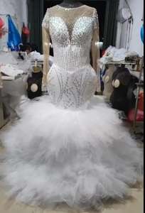 2025 nuovo <span class=keywords><strong>abito</strong></span> da sposa personalizzato sirena <span class=keywords><strong>con</strong></span> perline di cristallo scintillante <span class=keywords><strong>Tulle</strong></span> <span class=keywords><strong>abito</strong></span> da sposa <span class=keywords><strong>con</strong></span> <span class=keywords><strong>gonna</strong></span> voluminosa - Product Image 3