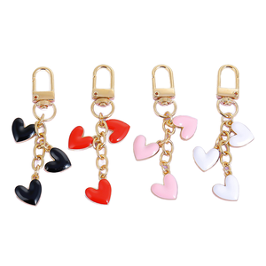 Llavero de Corazón Esmaltado en Oferta, Charm Chapado en Oro con Cierre de Cadena para Decoración de <span class=keywords><strong>Mochila</strong></span>/Bolso, Opciones Multicolor - Product Image 1