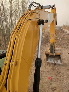 Excavatrice d'occasion de qualité Caterpillar CAT323 à haut rendement avec grande capacité de godet de 20 tonnes équipée d'un moteur Caterpillar - Product Image 6