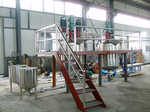 Flux tubulaire à membrane 300 litres peinture au <span class=keywords><strong>nitrate</strong></span> réservoir <span class=keywords><strong>de</strong></span> mélange sous vide prix des réacteurs chimiques industriels - Product Image 2