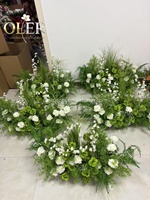 Op maat gemaakte zijden kunstmatige rozen bloemen achtergrondloper nieuw binnenkomst elegante bruiloft feest afstuderen binnen/buiten