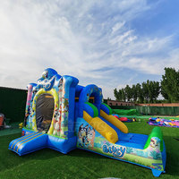 Château gonflable bleu pour location événementielle, château gonflable extérieur avec toboggan, château de saut pour enfants motif chien de dessin animé à vendre