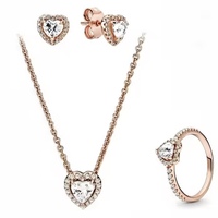 Parure de bijoux en cristal plaqué argent en forme de cœur : collier, boucles d'oreilles, bague, chaîne tendance, cadeau, accessoires de mode pour soirée