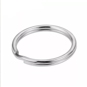Anello Portachiavi Rotondo in Titanio Arcobaleno per Applicazioni Esterne Servizi di Taglio, Saldatura e Piegatura - Product Image 1
