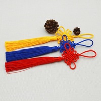 Vente d'usine : Pompons chinois faits main en polyester de 12 cm pour marque-pages, lanternes, décoration de voiture et de maison