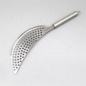 Herramienta de <span class=keywords><strong>cocina</strong></span> de acero inoxidable Filtro de olla Drenaje Filtro de agua simple Colador de verduras - Product Image 2