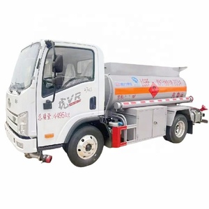 Camion-citerne à carburant Dongfeng neuf, <span class=keywords><strong>le</strong></span> <span class=keywords><strong>moins</strong></span> <span class=keywords><strong>cher</strong></span>, de 5000 litres, pour la vente - Product Image 1
