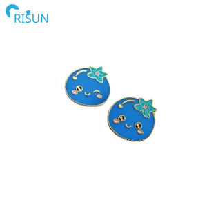 Pin de broche de esmalte de arándano bonito de fruta personalizada, Pin de culo de súper arándano degradado personalizado, Pin de solapa de esmalte duro suave - Product Image 2