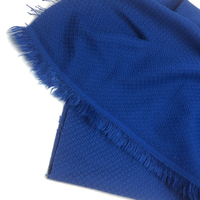 Tissu bleu 100 % polyester tissé, ignifuge, imperméable et résistant aux déchirures pour vêtements de travail, bagages d'extérieur, rideaux et doublures de voiture