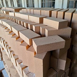 Gạch chịu lửa tiêu chuẩn chất lượng cao cho lót lò công nghiệp và vật liệu cách nhiệt - Product Image 1