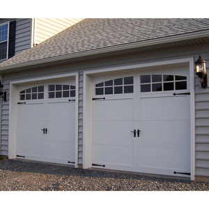 <span class=keywords><strong>Porte</strong></span> <span class=keywords><strong>de</strong></span> <span class=keywords><strong>garage</strong></span> sectionnelle <span class=keywords><strong>de</strong></span> luxe en bois <span class=keywords><strong>avec</strong></span> inserts en verre aux finitions personnalisées et <span class=keywords><strong>serrure</strong></span> intelligente <span class=keywords><strong>de</strong></span> haute sécurité pour une entrée élégante et sécuritaire - Product Image 3