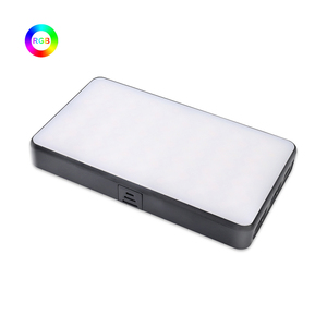 Bon mini lampe de remplissage de <span class=keywords><strong>vidéo</strong></span> photo W140 RGB LED caméra lumière <span class=keywords><strong>vidéo</strong></span> batterie rechargeable Type <span class=keywords><strong>C</strong></span> Kit lumière de photographie - Product Image 1