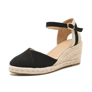 Sandales compensées pour femme à bout rond en toile, espadrilles d'été respirantes à bride à boucle et talons - Product Image 4