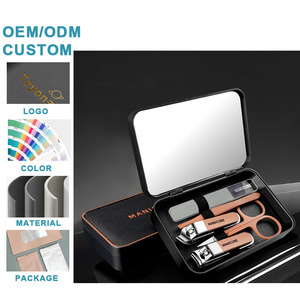 Juego de Manicura y Pedicura Portátil 5 en 1 de Acero Inoxidable, Cortaúñas Antisalpicaduras, Kit de Herramientas de Cuidado de Belleza con Espejo y <span class=keywords><strong>Estuche</strong></span> de Plástico - Product Image 4