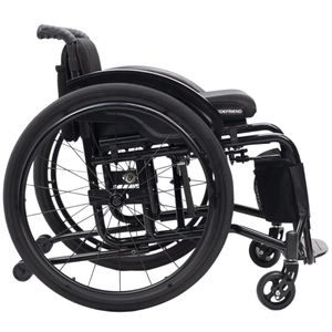 Fauteuil roulant manuel en alliage d'aluminium léger avec dossier pliable et roues arrière de 24 pouces pour <span class=keywords><strong>personne</strong></span> handicapée - Product Image 4