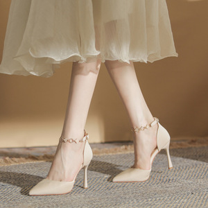 Zapatos de tacón alto con punta en pico, tacón de aguja, correa en el tobillo y decoración de hebilla para mujer 9777-3 - Product Image 1