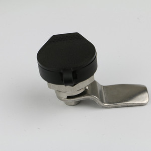 Serratura a Camma Rotante a Quarto di Giro in Acciaio Inossidabile con Copertura Antipolvere Impermeabile e Inserto a Doppia Ala per Armadietti di Apparecchiature Industriali - Product Image 3