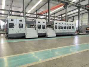 Coupeur de matrice de Slotter d'imprimante 5 couleurs haute <span class=keywords><strong>définition</strong></span> automatique pour la boîte de carton d'encre Flexo faisant la Machine avec la fonction d'huilage de séchage - Product Image 5