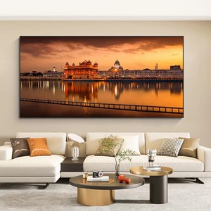 Stampe d'arte religiosa indiana: Paesaggio del Tempio d'Oro Sikh su tela con cornice, decorazione di lusso per la casa - Product Image 1