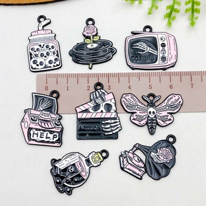 Crâne fantôme Charms Enamel Gothic Butterfly Charms TV <span class=keywords><strong>Telephone</strong></span> Music Black Charms for Jewelry Making Bracelets Earrings Necklace - Product Image 4