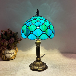 Lampe de table vintage style Tiffany, abat-jour en mosaïque bleue de 8 pouces, petite lampe de lecture rétro, lampe de bureau pour salon, hôtel - Product Image 4