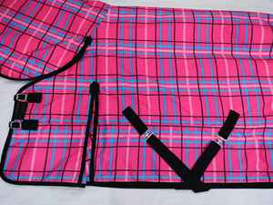 Manta Impermeable para Caballos 2026, Tejido 1200D, Material Duradero y Colores Personalizados para Protección del Caballo en Invierno - Product Image 2