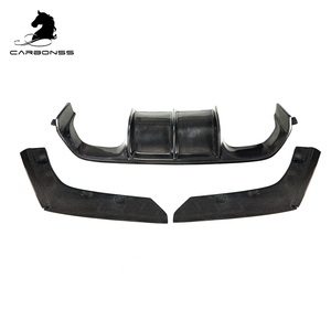 Set di 3 Diffusori Posteriori in Fibra di Carbonio Tipo V per <span class=keywords><strong>BMW</strong></span> F80 F82 M3 M4 2015+ - Product Image 2
