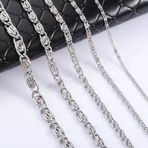 Collier long en acier inoxydable torsadé style trombone pour femmes, hommes, couleur argent, bijou ras-du-cou, cadeau - Product Image 4