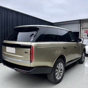 Kit carrosserie de transformation usine (<span class=keywords><strong>ancien</strong></span> vers nouveau) pour <span class=keywords><strong>Land</strong></span> <span class=keywords><strong>Rover</strong></span> Range <span class=keywords><strong>Rover</strong></span> Vogue L405 HSE SE SC V6 V8, mise à niveau vers le modèle L460 2023 2024 - Product Image 4