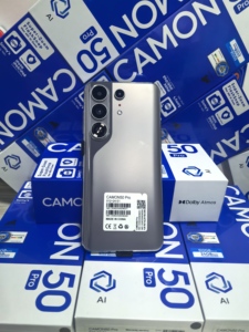 เปลี่ยนหน้าจอ LCD โทรศัพท์มือถือ Techno Triple Camera Camon 50 Pro 5G - Product Image 5