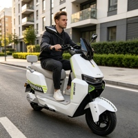 Scooter électrique à 2 roues pour adultes, de haute qualité, best-seller, moteur PM 1200W haute vitesse, équipé de pneus de 10 pouces