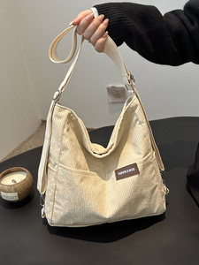 Bolsa de ombro feminina de veludo cotelê, macia, grande capacidade, bolsa casual para uso diário - Product Image 3