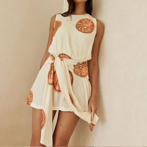 Robe courte décontractée à col rond sans manches à imprimé plage en gros, robe mini en rayonne et viscose sur mesure - Product Image 5