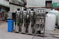 Système de purification d'eau potable purifiée 2000 LPH, système de dessalement par osmose inverse