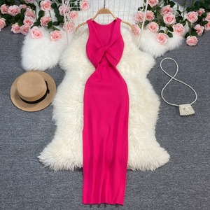 Nouvelle mode estivale, nouveau style, <span class=keywords><strong>robe</strong></span> <span class=keywords><strong>longue</strong></span> décontractée noire sexy à fente et bretelles spaghetti pour femmes - Product Image 4
