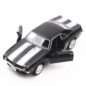 camaro ss model araba Suppliers-1/36 yüksek kaliteli pres döküm Model araba geri çekin renkli alaşım kalıp döküm oyuncak arabalar