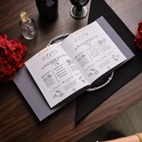 Couverture de menu en tissu de matériel de page en direct remplaçable simple support de protection de Menus de lin de restaurant d'impression de dorure personnalisé