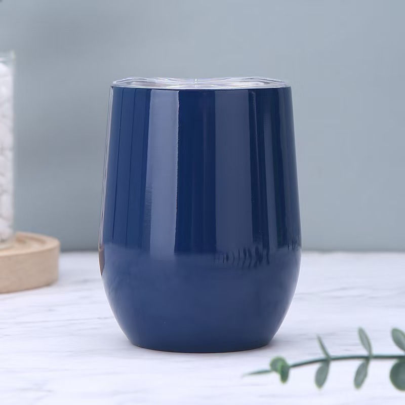 Azul oscuro