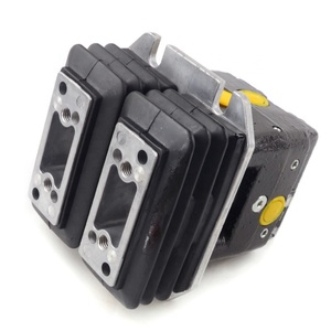 Piezas de Maquinaria de Construcción de Alto Rendimiento, Válvula Piloto de Desplazamiento SK200-8 SK210-8 YN30V00105F1 YN30V00105F2 - Product Image 1