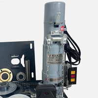 AC800kg Volet roulant externe Moteur d'ouverture de porte Durabilité longue durée Installation sans tracas Entretien Garage Moderne