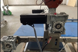 Small Desktop Pouring <b>Candy</b> <b>Machine</b> Chocolate and Fudge Forming Equipment Food Processing Machinery - Product Image 4